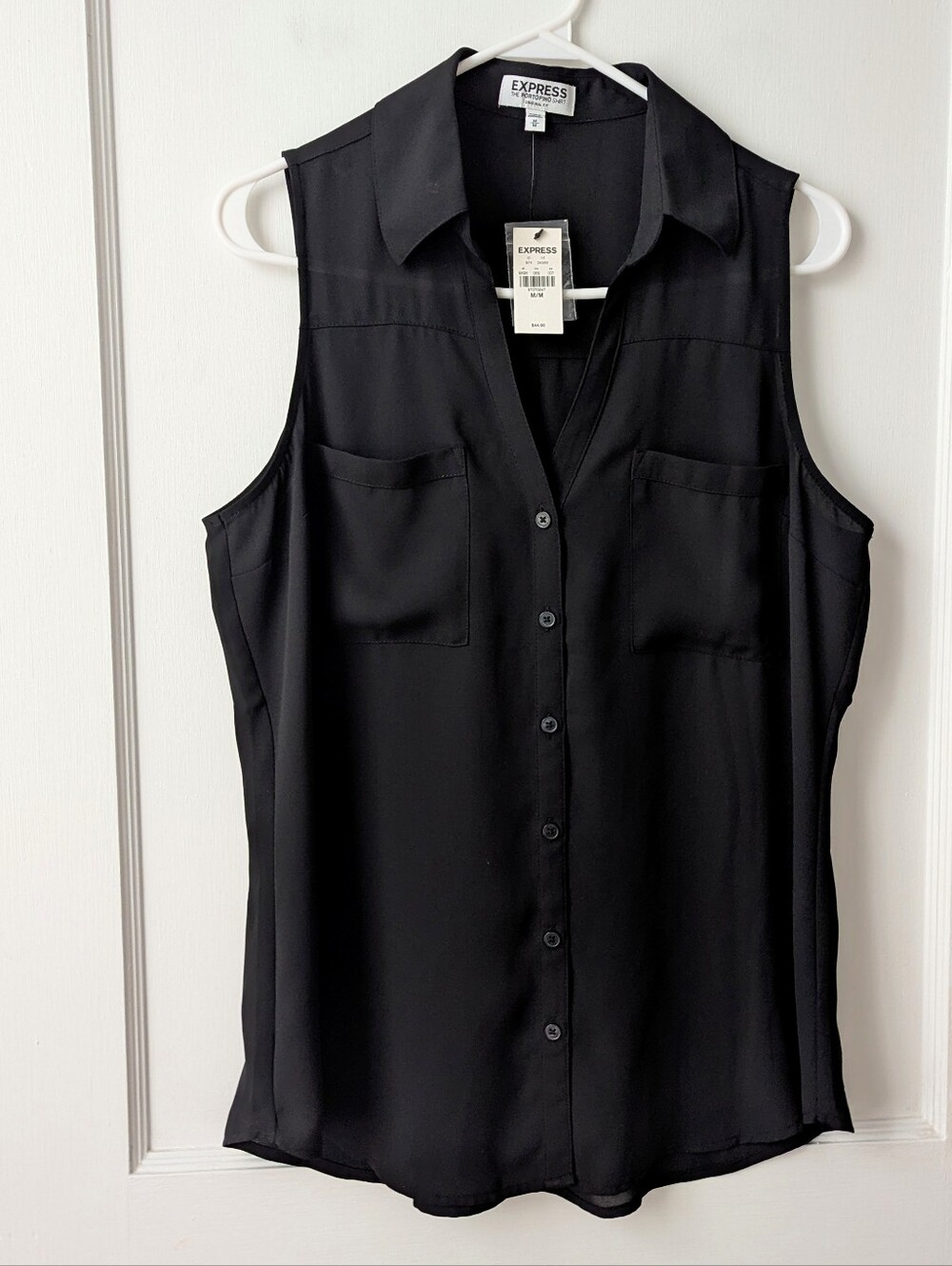 Express The Portofino Shirt Original Fit Black Sleeveless Button Front Sz M NEW - Picture 2 of 9